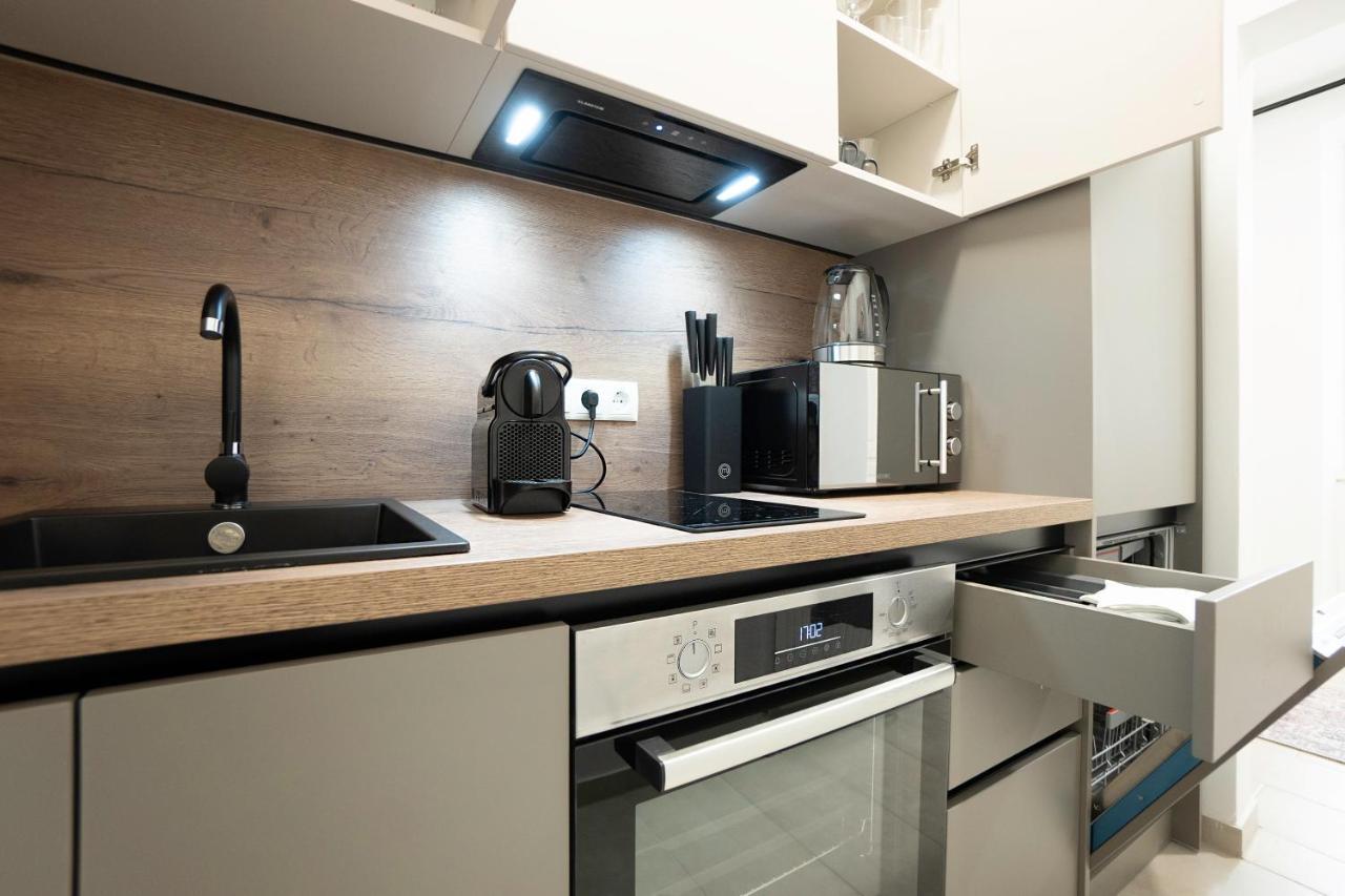 Modern Apartment With A Balcony Near Belvedere Vídeň Exteriér fotografie